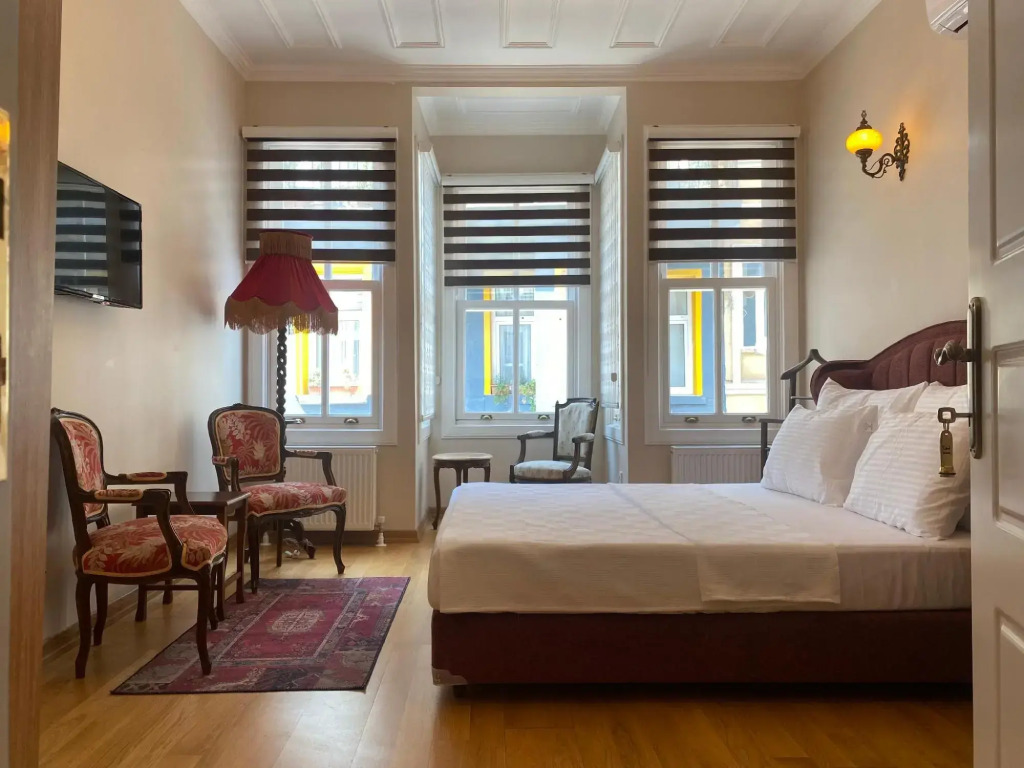 Çırağans Omnia Hotel
