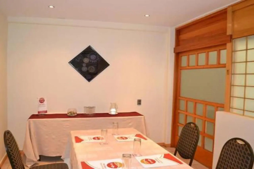 Hotel Nippon y Centro de Eventos