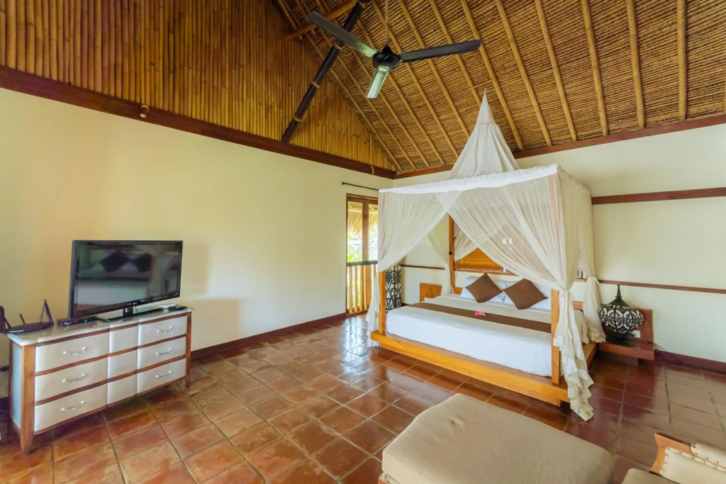 AU5OMP - Luxury Villa 5 BR in Ubud, Bali with Private Area
