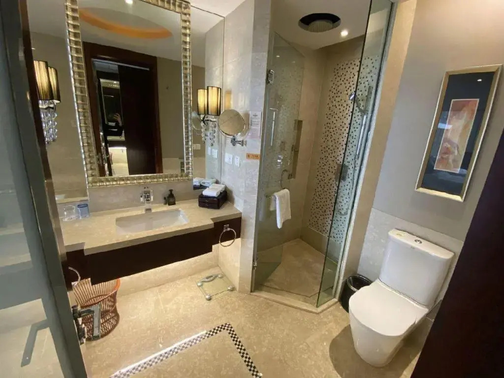 XinHua JianGuo Hotel