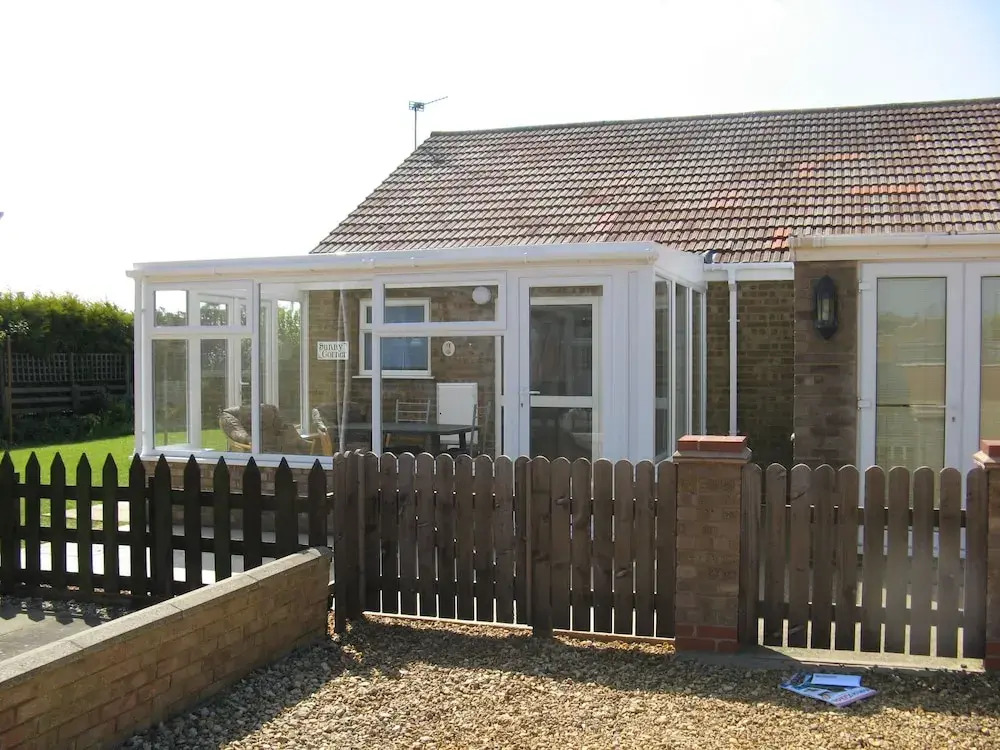 Sunny Corner - Bungalow