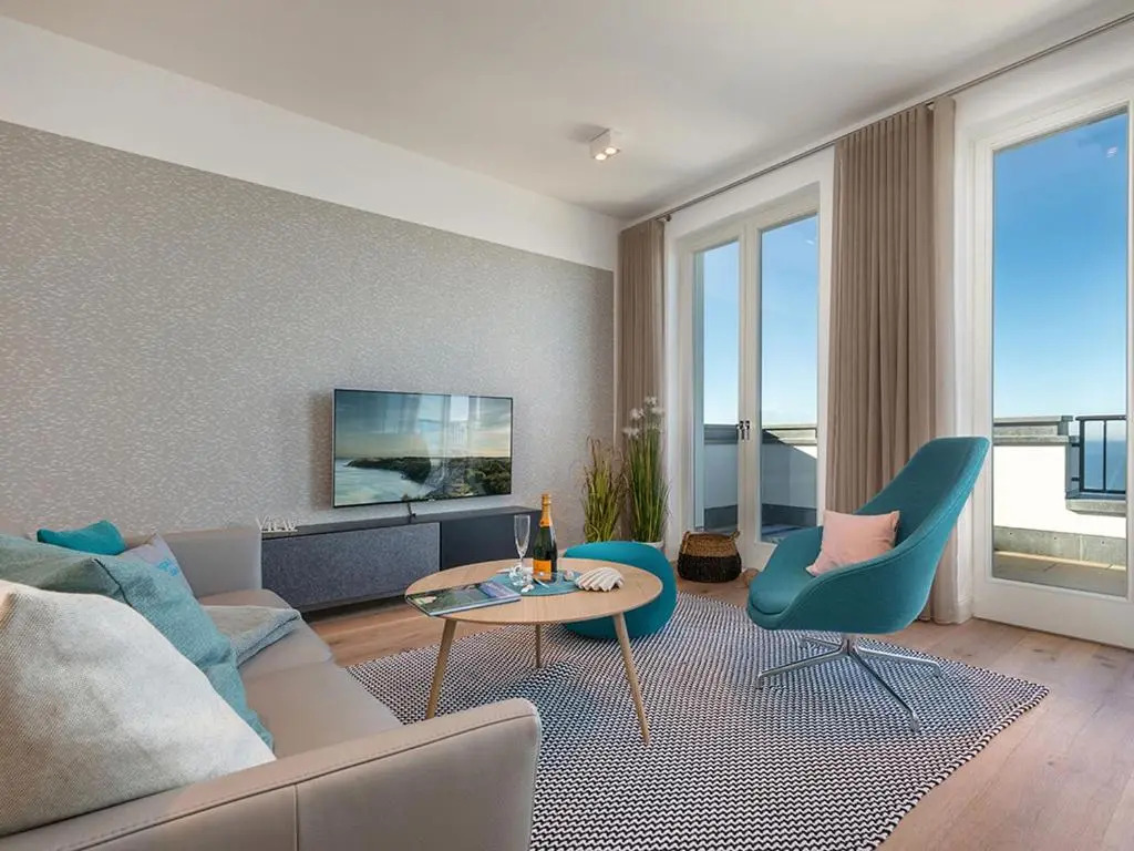 "FIRST" Sellin F645 Meerblick-Suite "View" im fünften OG