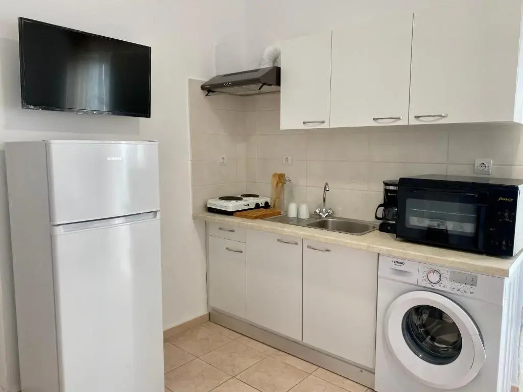 New Apartment, close to the beach, in Kos town "3"