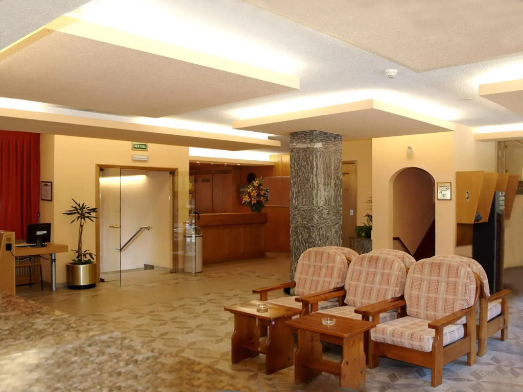 Hotel Pere DUrg 3000