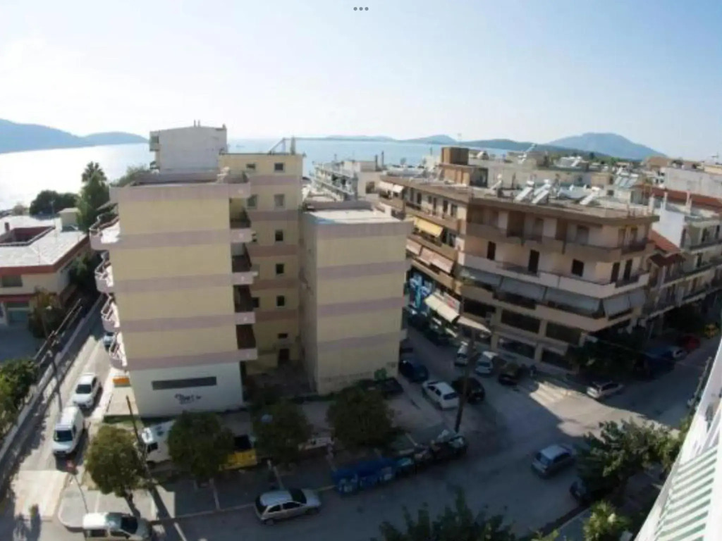 Chantzara Maria ,for 5, family apart 50 sqm.2 studios, balconies sea view 40 m. harbor , heart city, flats to let