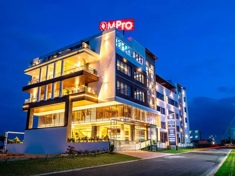 Mpro Palace
