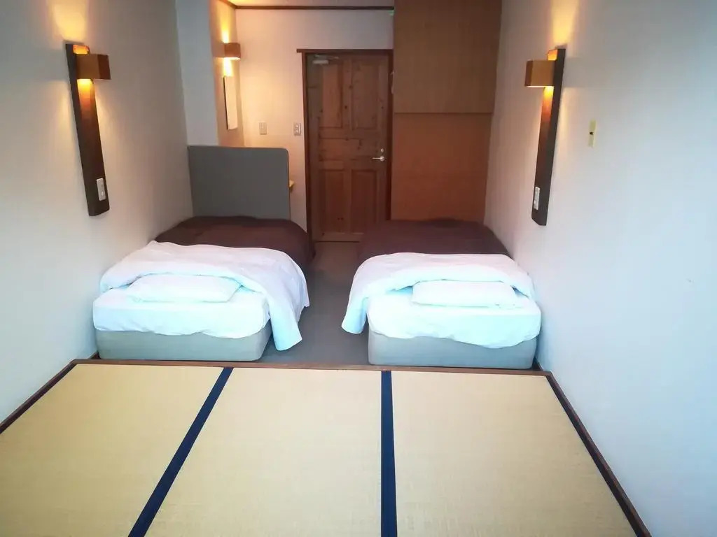 Fujio Pension Madarao Apartment Hotel & Restaurant