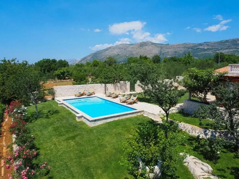 Villa Antonija - Four-bedroom Villa With Terrace and Private Pool ID Direct Booker 1347