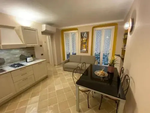 Casa Orefici, 4 Apartments in front of Aquarium