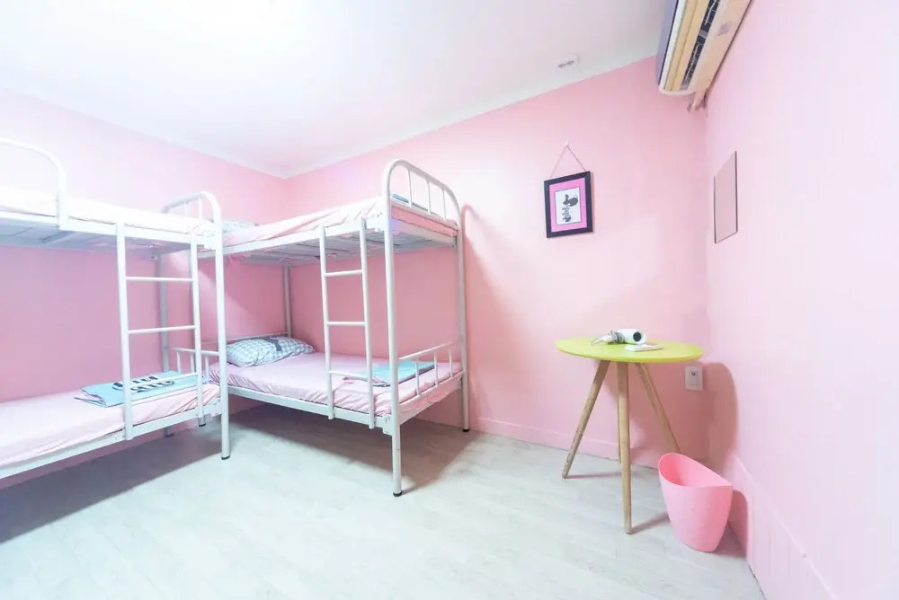 Sounlin Guesthouse - Caters to Women