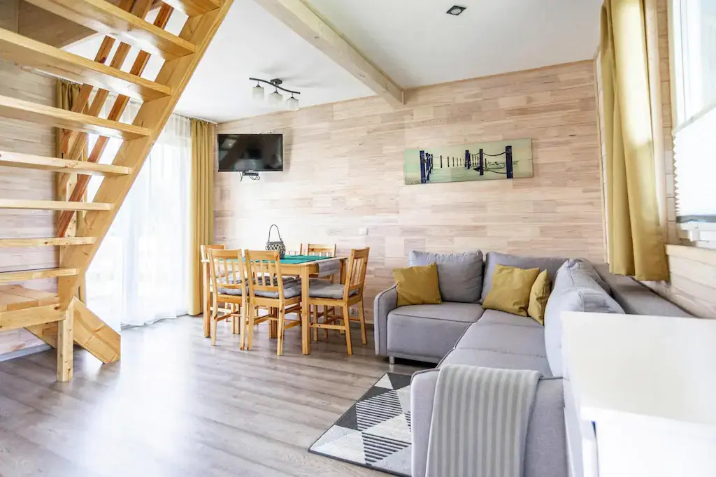 Air-conditioned holiday homes, summer pool, Rewal