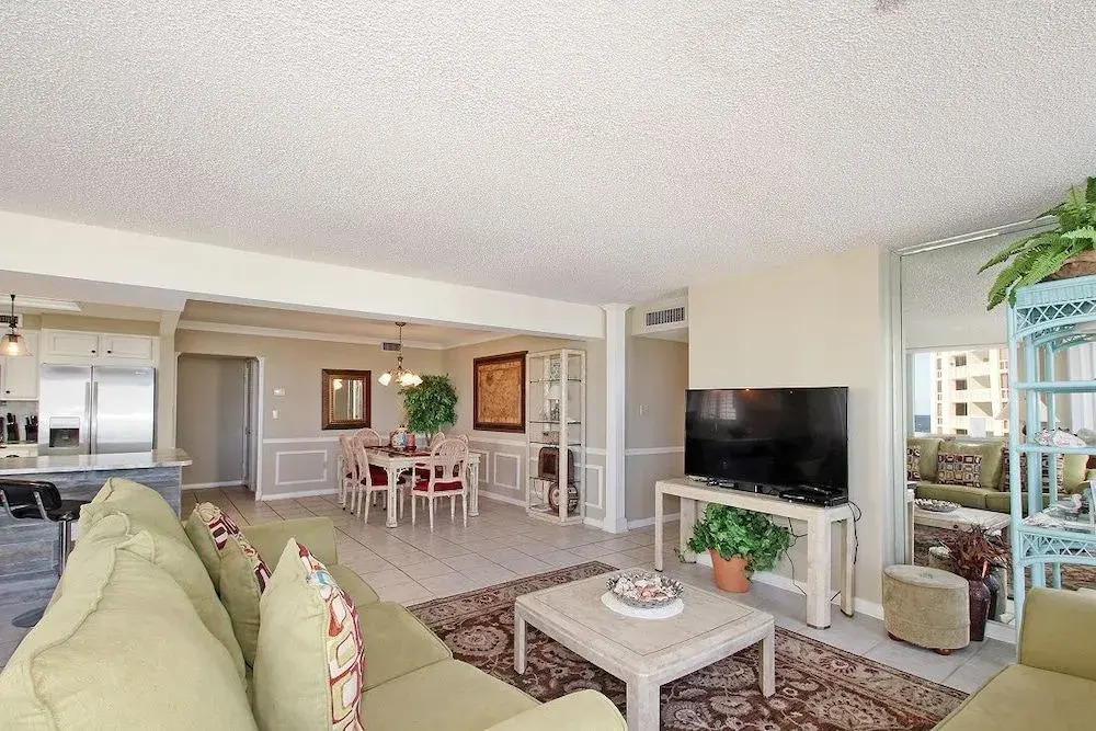 Shoreline 2051 Condo by RedAwning