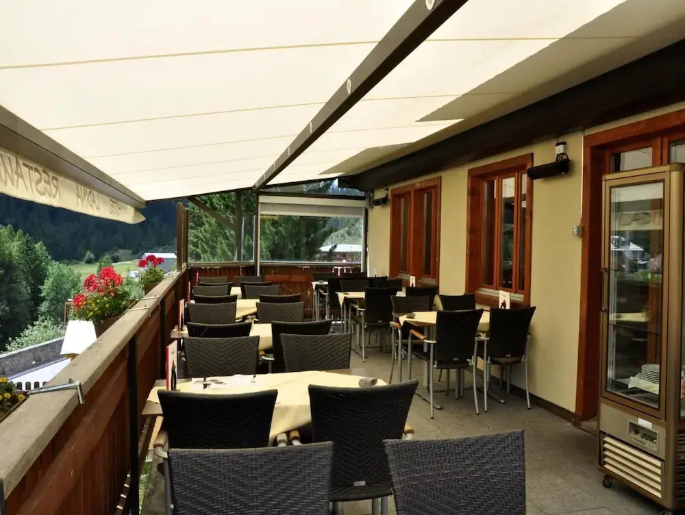 Hotel Ladina