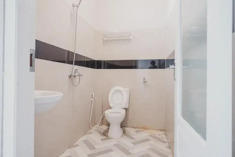 Grand Mentari Guest House by RedDoorz