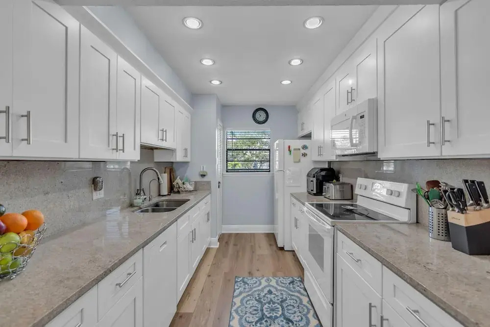 Bayview Villas - Bayview Shores