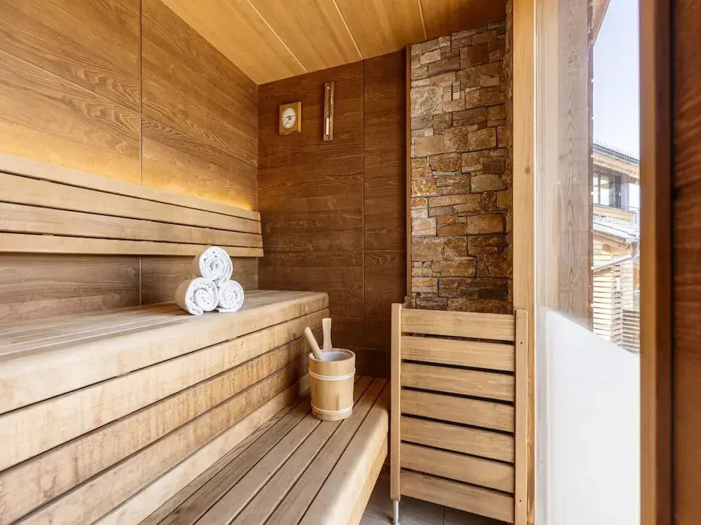 Chalet With Panoramic Sauna