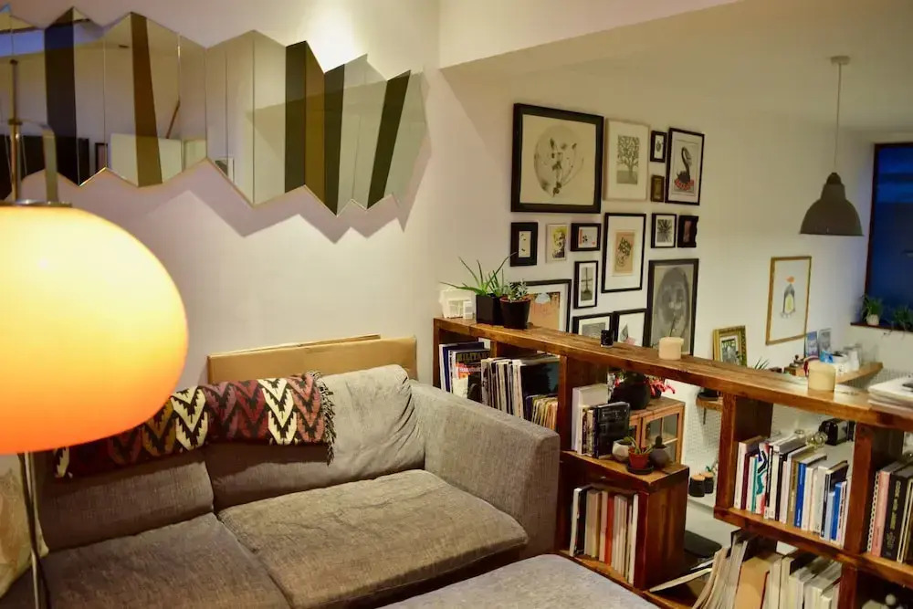 Vibrant 2 Bedroom Home