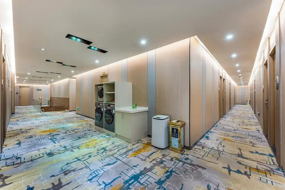 Guangzhou Kaiyue Hotel Luoxi Metro Station Branch