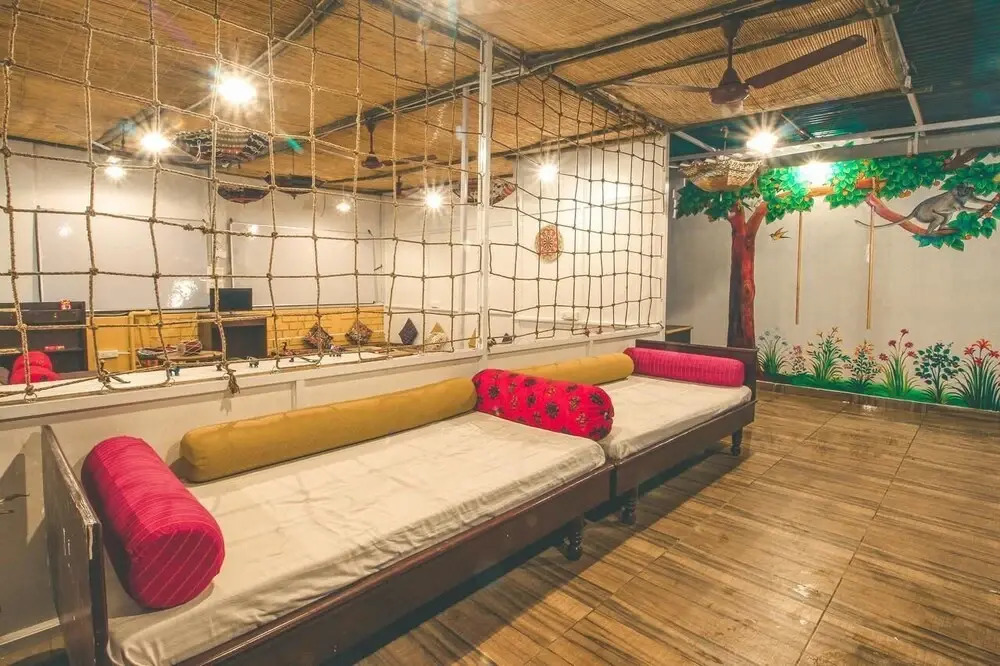 Hide-In Udaipur - A Lake View Boutique hotel