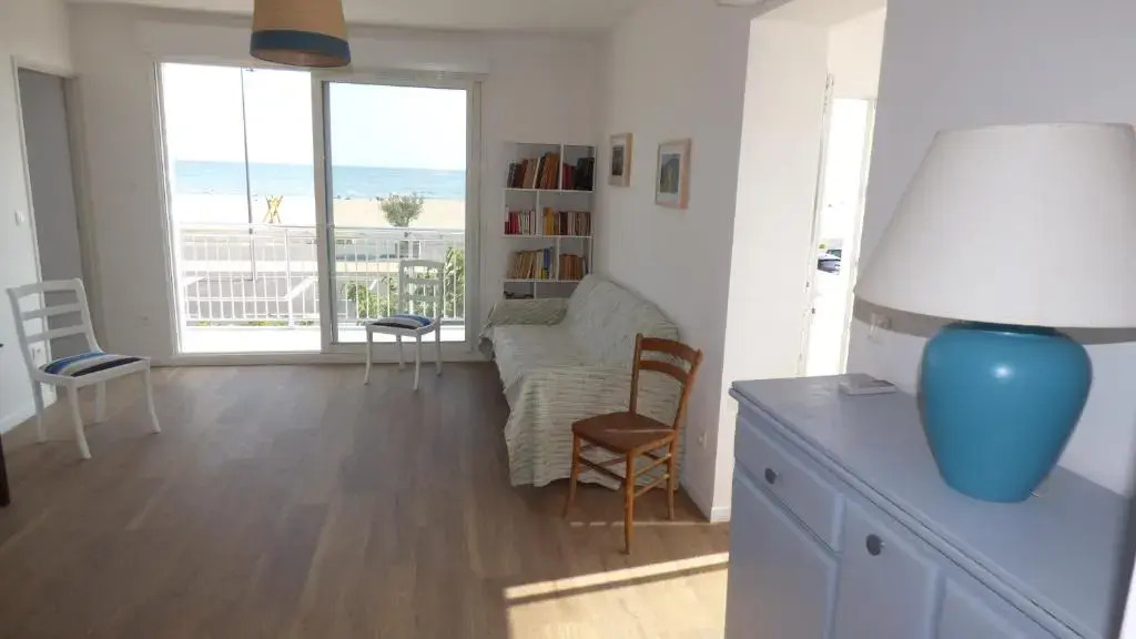 Villa T5 climatisée - Front de Mer - Narbonne Plage