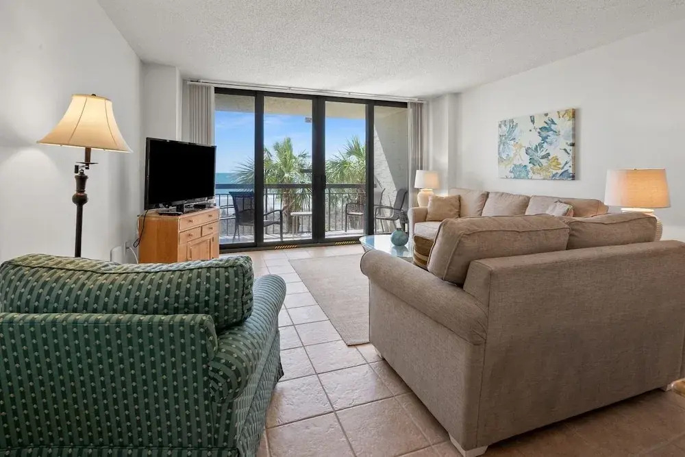 Shoreham Towers 2c 3 Bedroom Condo by RedAwning
