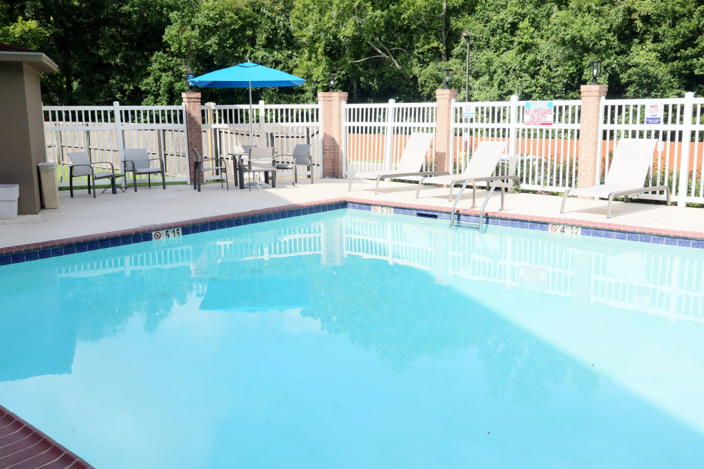 Holiday Inn Express Baton Rouge North by IHG