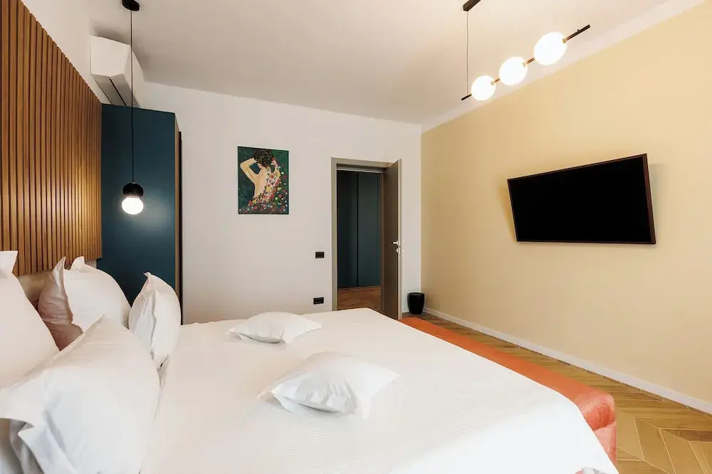 Hypnose Resort by the Sea