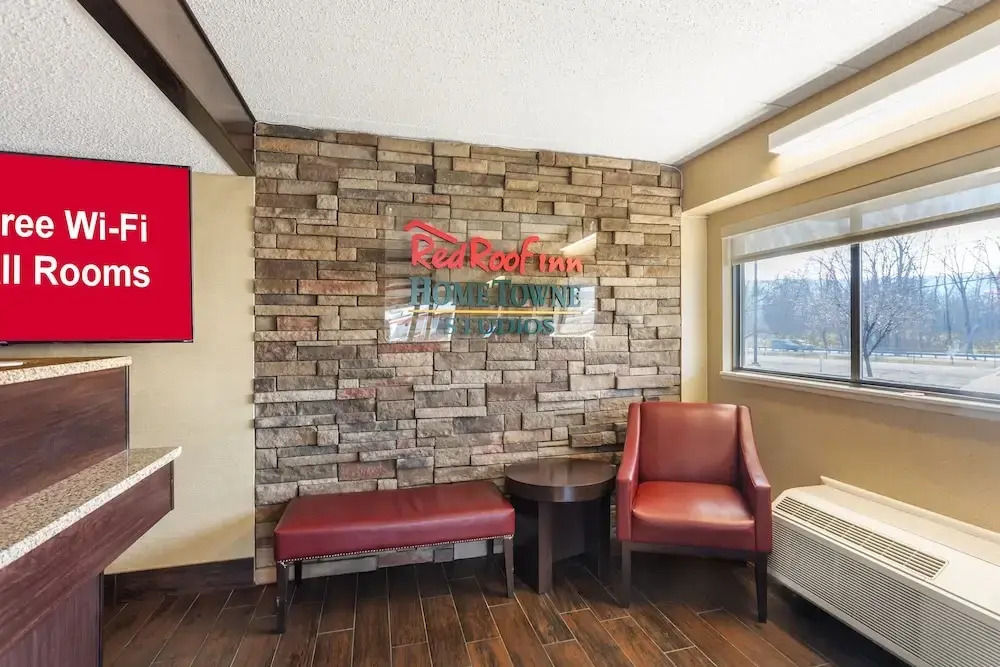 HomeTowne Studios by Red Roof Danville, PA