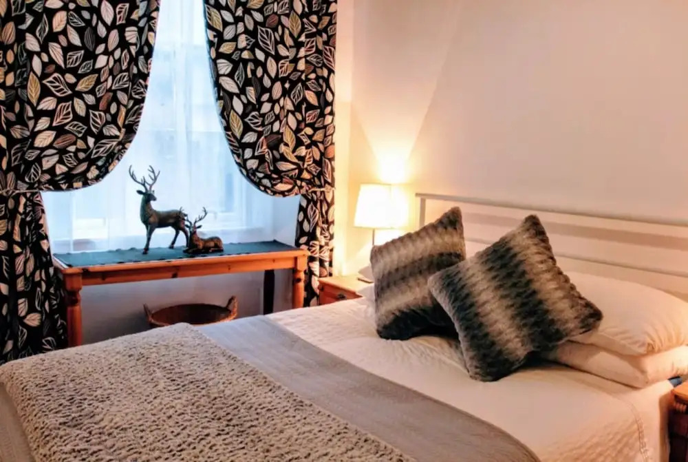 1 Bedroom Apartment Near The Old Town