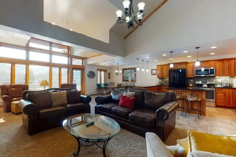 Vail Lion Square 310E