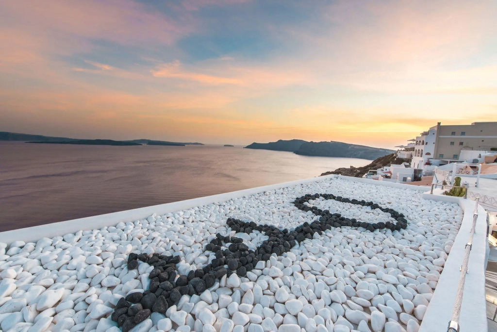 Santorini Secret Premium