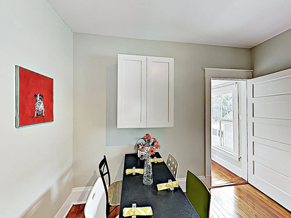 New Listing! Classic Charm In The City W/ Sunroom 4 Bedroom Duplex