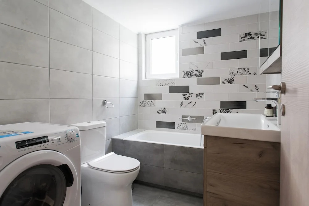 UPSTREET Bright 2BD Apt in Psychiko