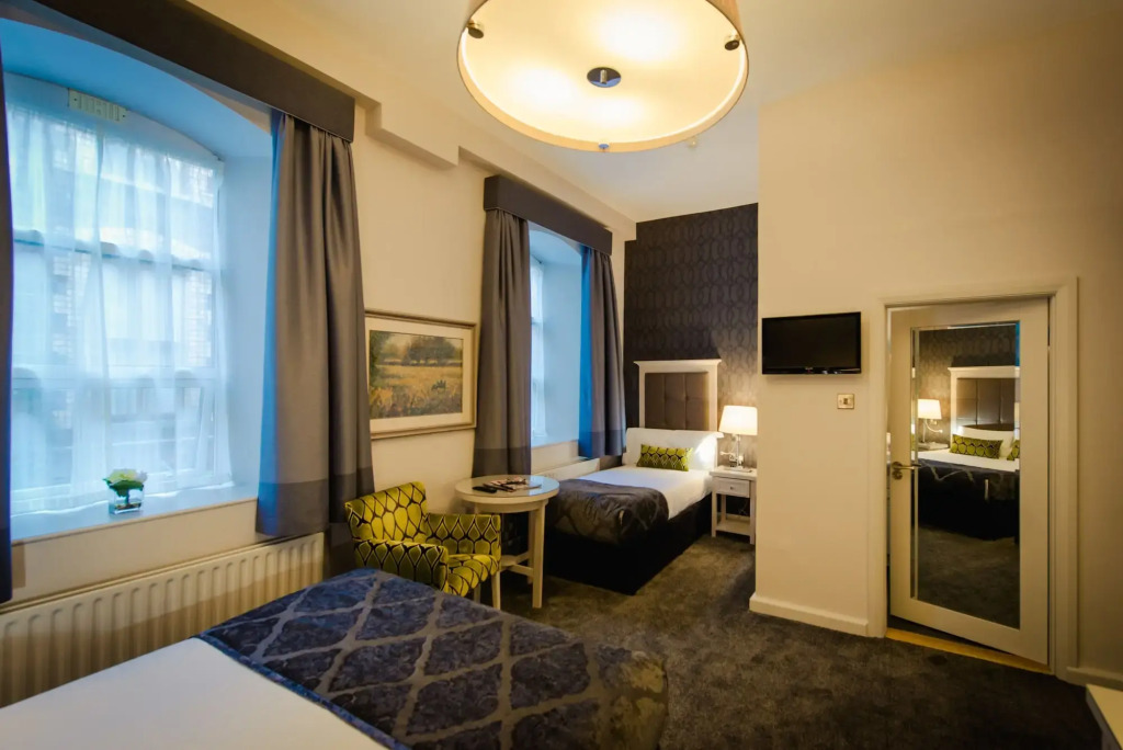 Hotel Isaacs Cork City
