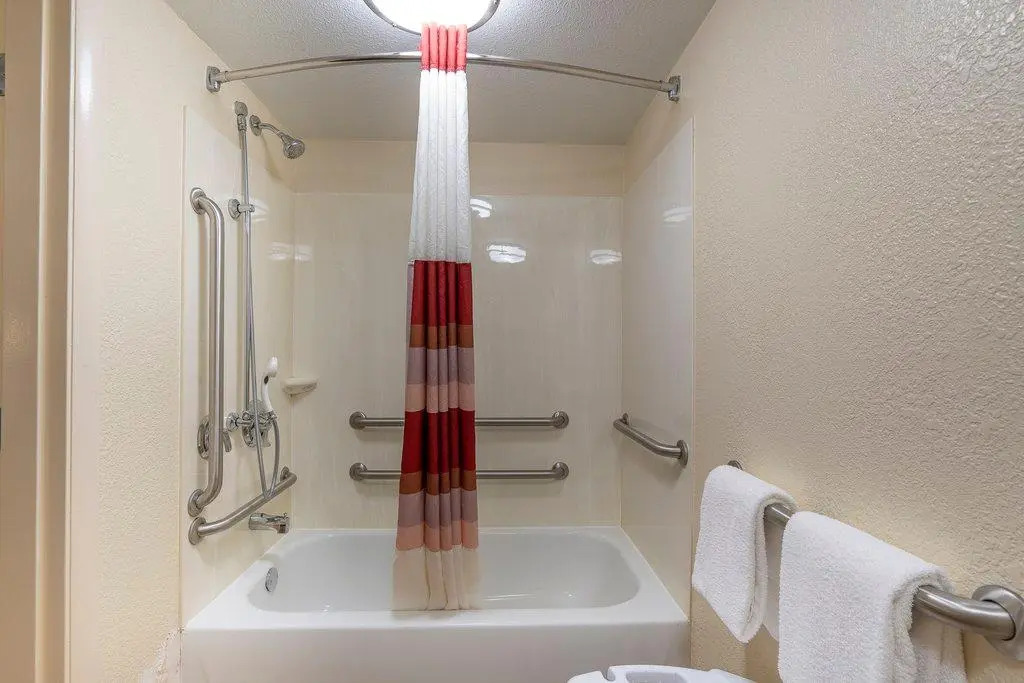 Red Roof Inn - Houston Westchase
