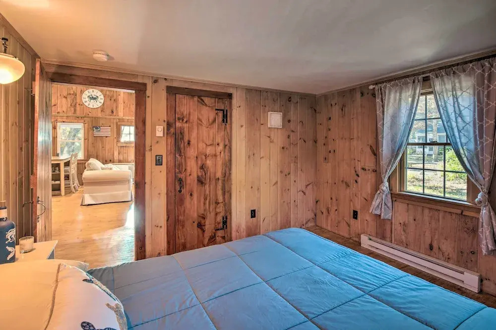 Swim & Unwind! Follins Pond Cottage Near Beach