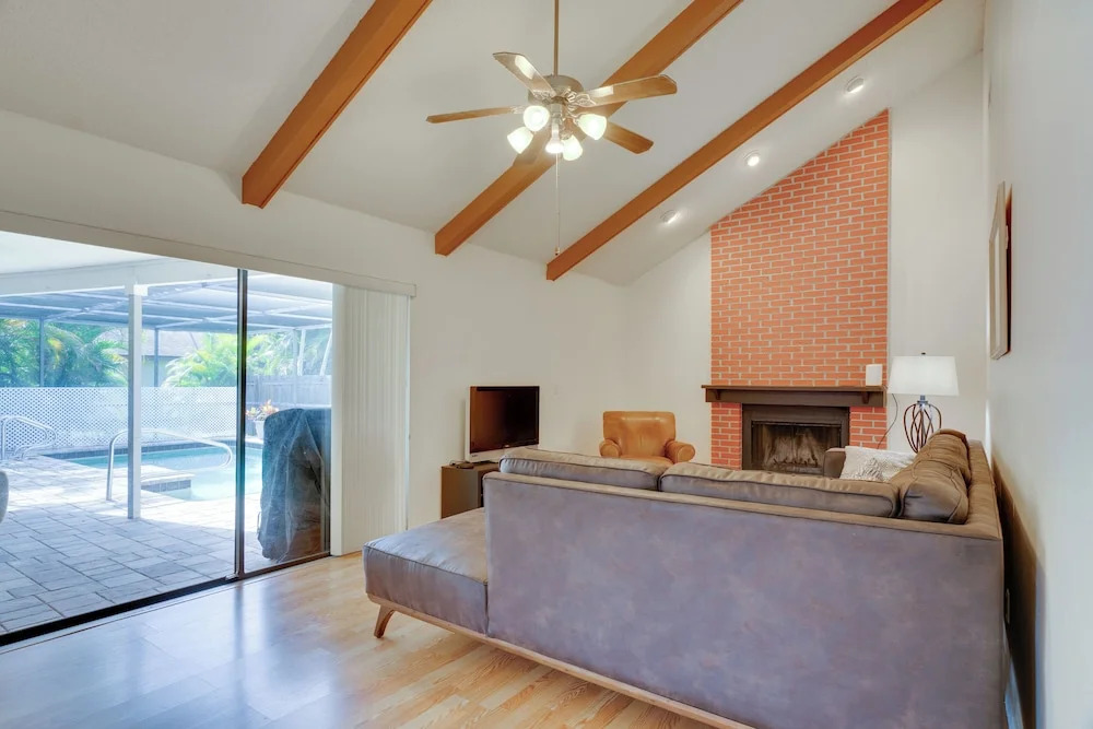 Fort Myers Home, Lanai & Private, Heated Pool