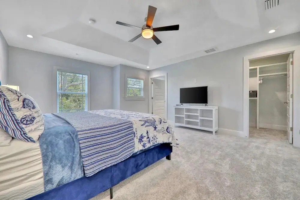 Spacious Beach Home - Just a Block From the Ocean & the River