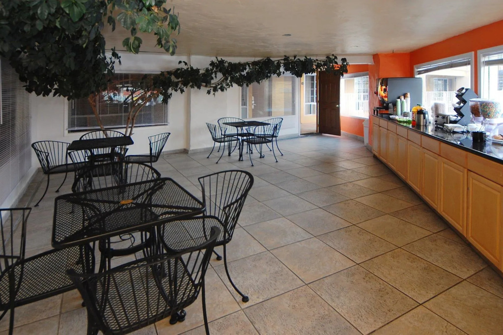 Torch Lite Inn at the Beach Boardwalk