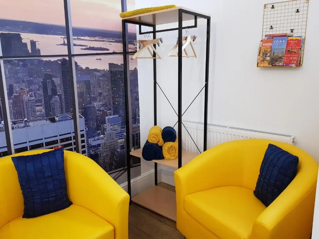 The New Yorker Mini Studio with Parking