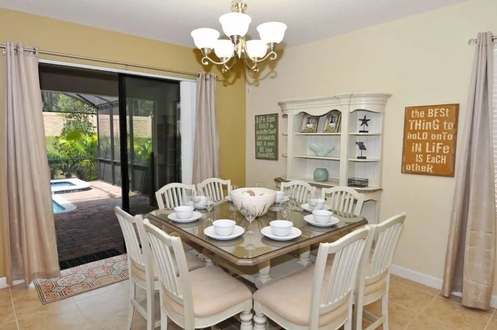 1452 Champions House 5 Bedroom by Florida Star