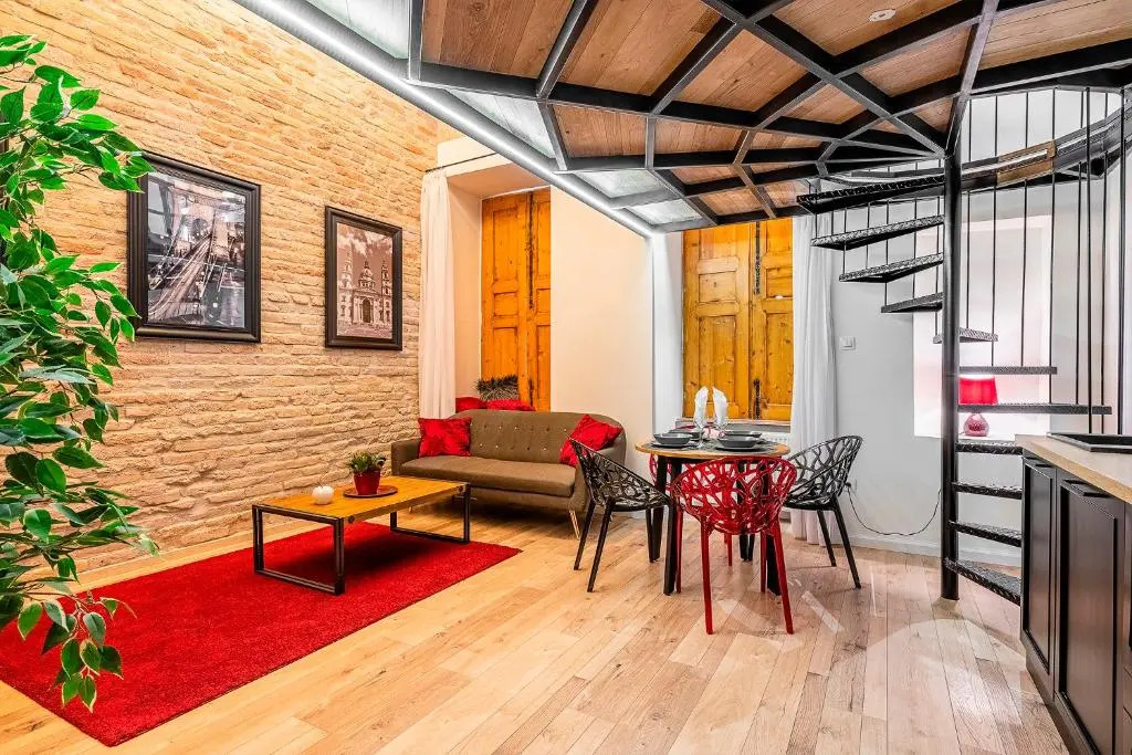 Liszt Designer 2Bedroom Center Apartment