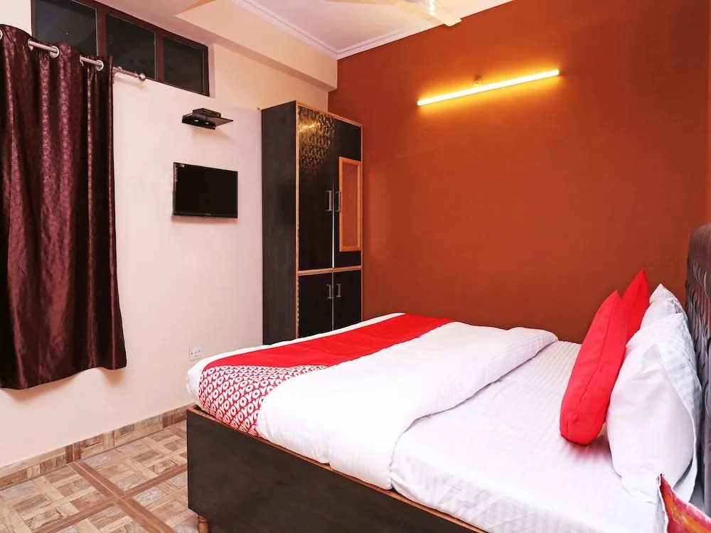 OYO 19123 Sunshine Guest House