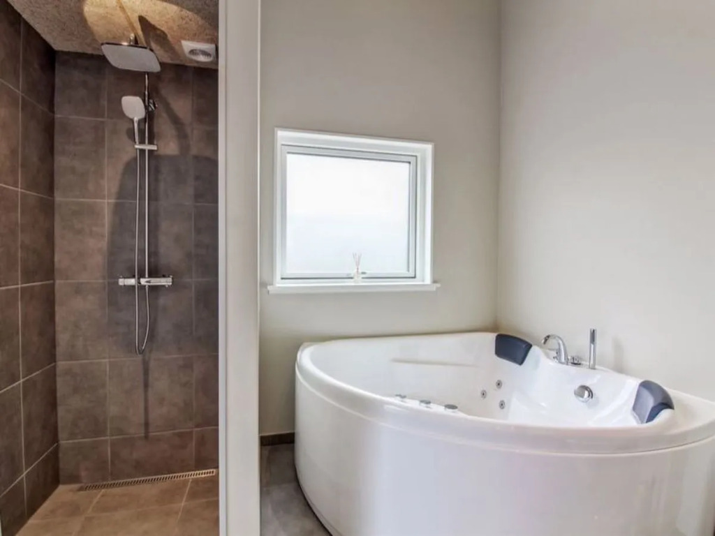 "Nayati" - 700m from the sea in NW Jutland