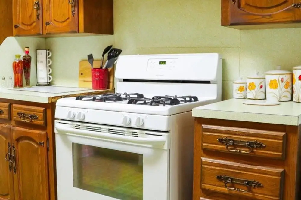 Spacious Corporate Lodging in Downtown Lafayette
