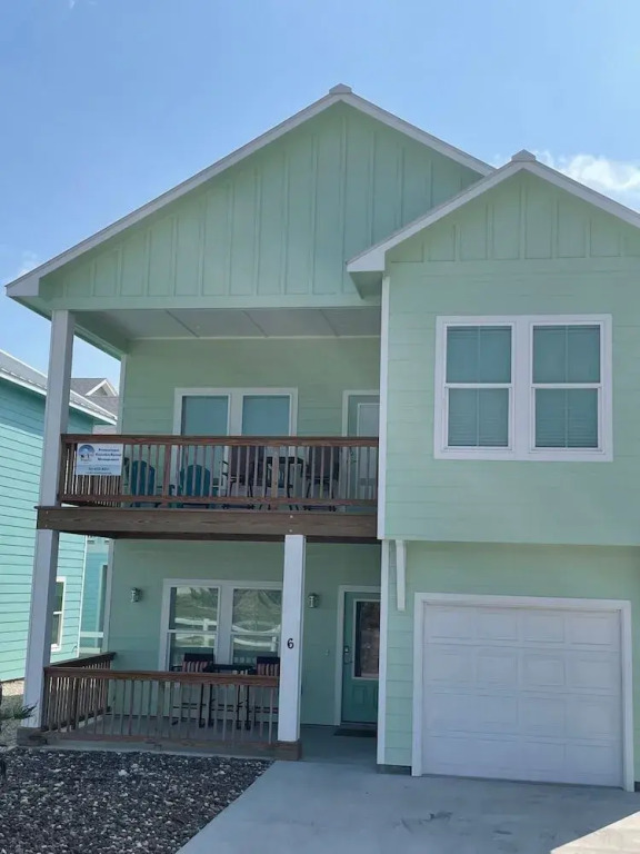 Little Fishin' Shack 3 Bedroom Home by Redawning