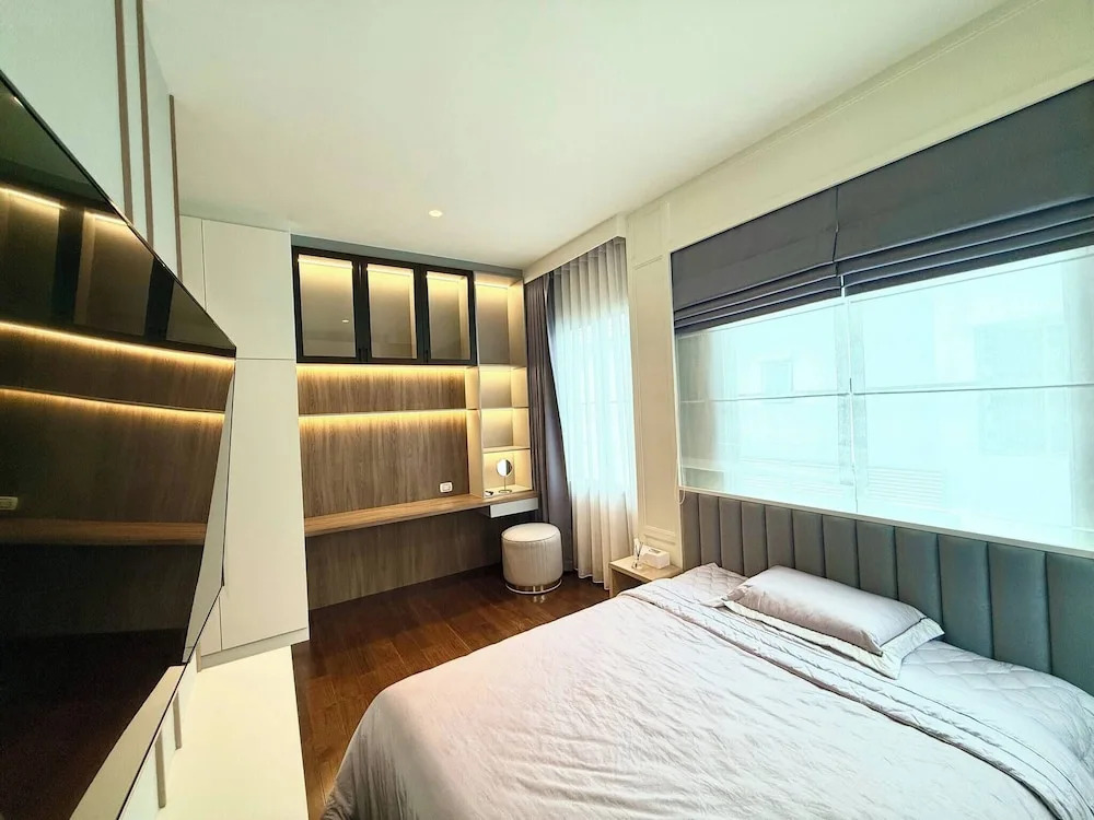 Luxury House Near Suvarnabhumi Airport