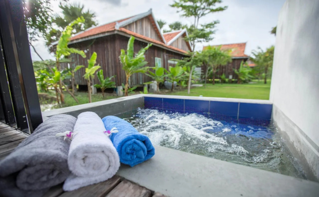 Kampot River Residence