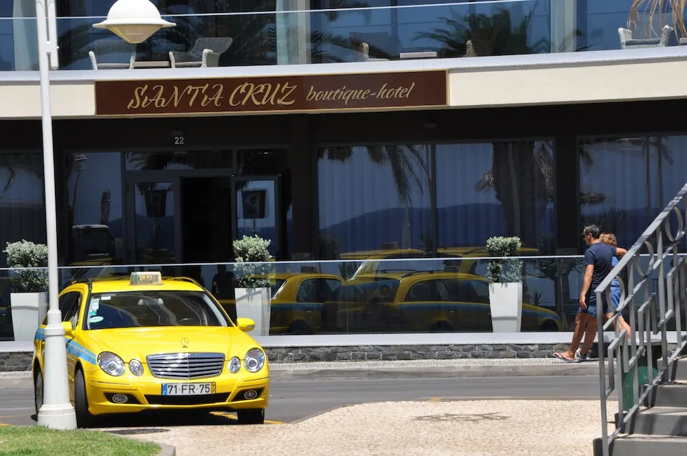 Santa Cruz Village Hotel
