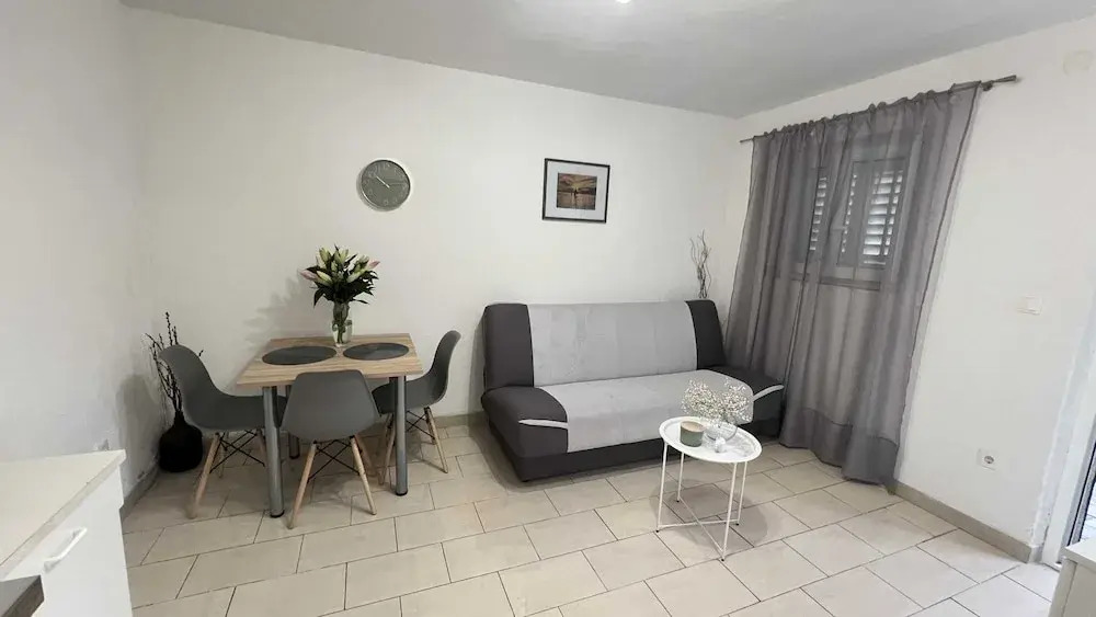 Apartmani Five